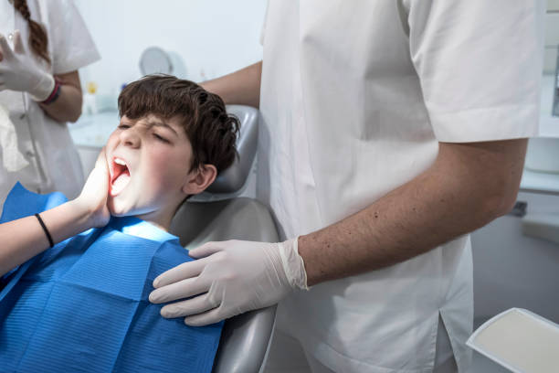 Best Emergency Dental Care for Broken or Chipped Teeth in Edgewood, TX